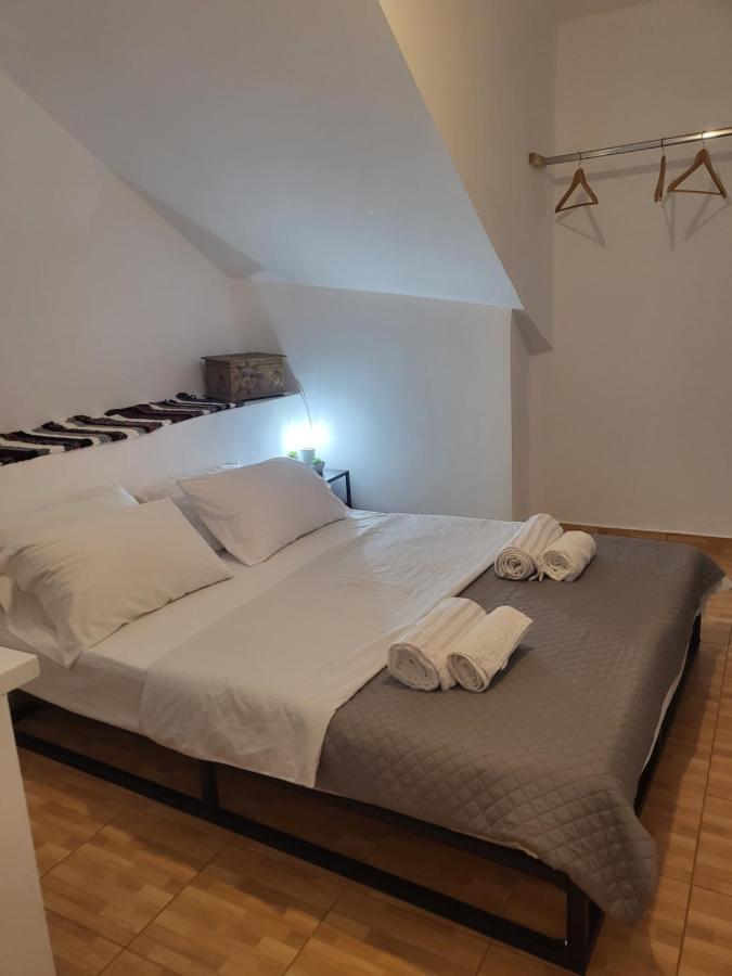 Houlia Home Διαμέρισμα Με Δωρεάν Χώρο Στάθμευσης Steniaí Exterior foto