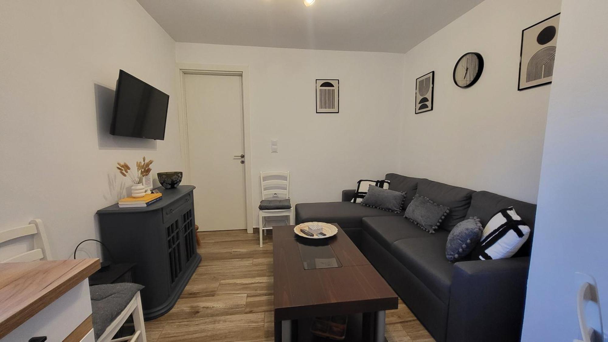 Houlia Home Διαμέρισμα Με Δωρεάν Χώρο Στάθμευσης Steniaí Exterior foto